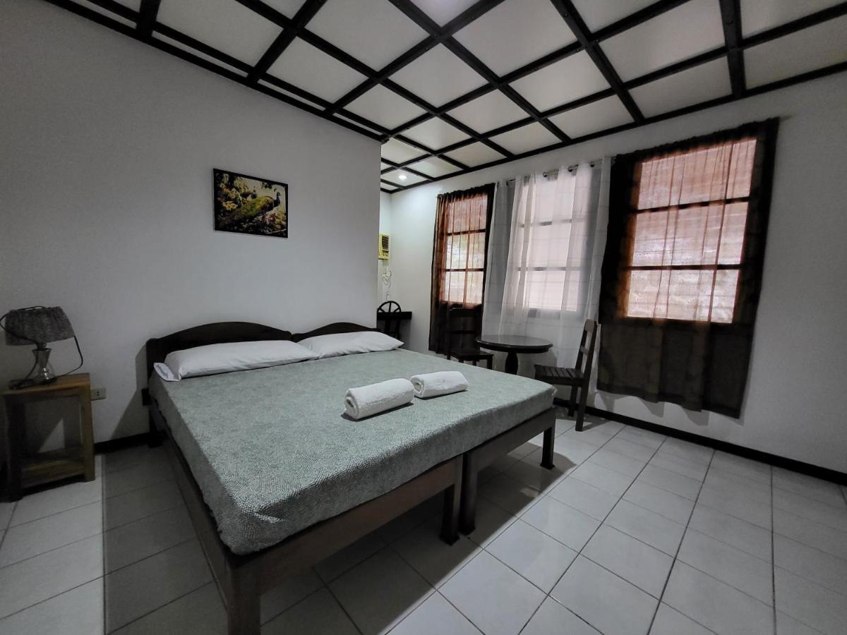 Ayahay Sa Matutina Hotel Puerto Princesa Phòng bức ảnh